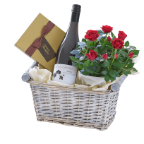 Luxury Red Wine Gift Basket