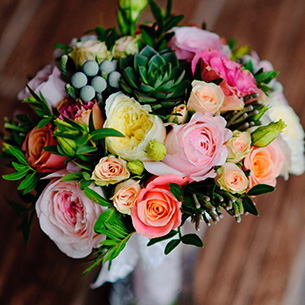 ROSES ARRANGED IN A VASE