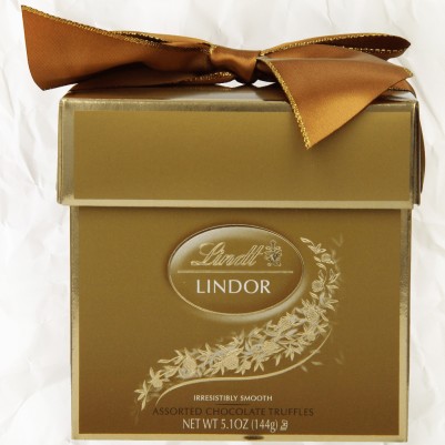 Lindt Lindor Truffles Assorted Token Gift Box