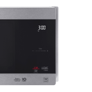 Countertop Microwave with Smart Inverter and EasyClean