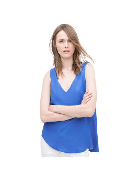 Top With Asymmetric Hem