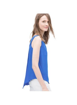Top With Asymmetric Hem
