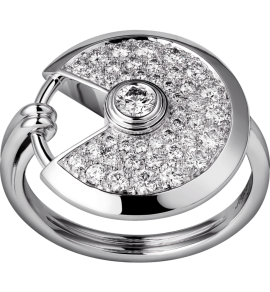 Amulette de Cartier ring