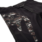 Venum Original Giant Fight Shorts in Black-Camo