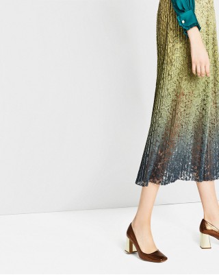 Crackled Leather Mid Heel Shoes