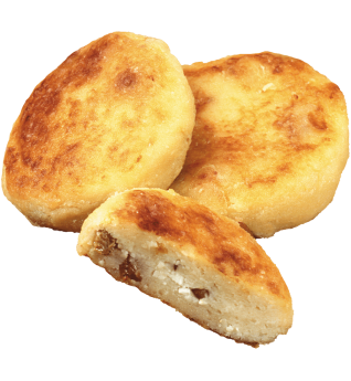 Cheese cakes with raisins