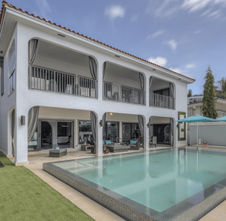 1125 9th St Miami Beach