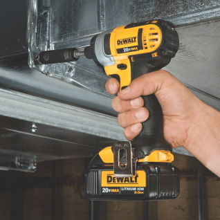 DEWALT DCK290L2 20-Volt MAX Li-Ion 3.0 Ah Hammer Drill and Impact Driver Combo Kit 