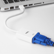 AmazonBasics Mini DisplayPort (Thunderbolt) to VGA Adapter